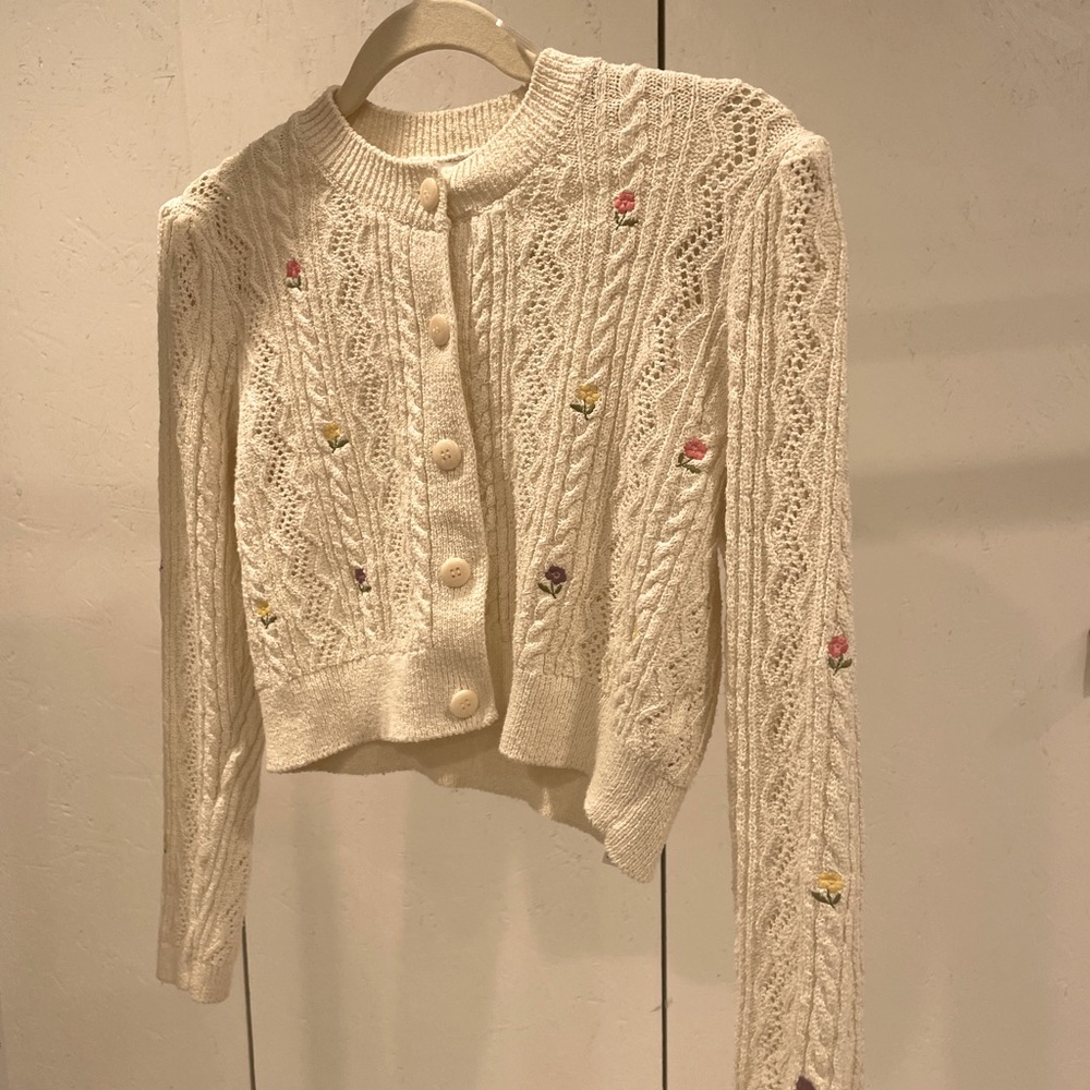 Zara Womens Grandmacore Sweater